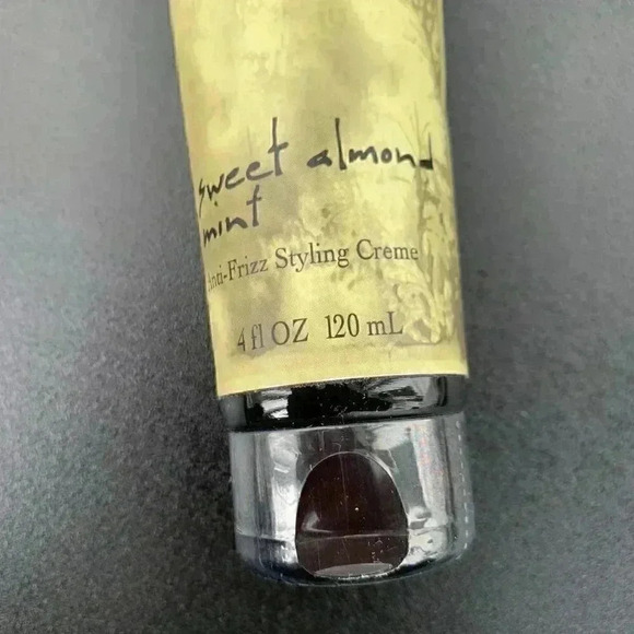 NEW Wen Sweet Mint Anti-Frizz Styling Creme - Picture 3 of 6